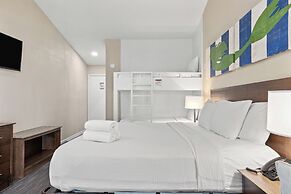 Sandpiper Beacon Beach Resort