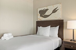 Sandpiper Beacon Beach Resort