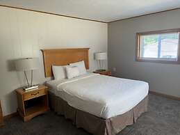 Maple Ridge Motel