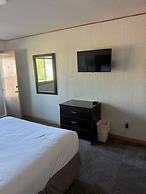 Maple Ridge Motel