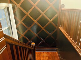 Jungle Gem Master house