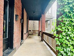 Jungle Gem Master house