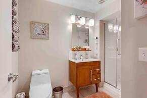 Delightful Downtown Modern Condos