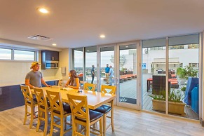 Delightful Downtown Modern Condos