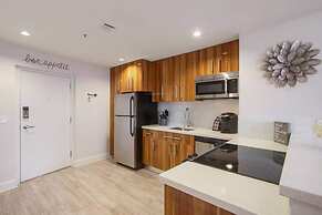 Delightful Downtown Modern Condos