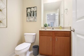 Delightful Downtown Modern Condos