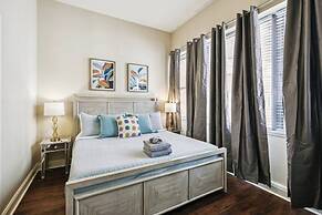 Delightful Downtown Modern Condos