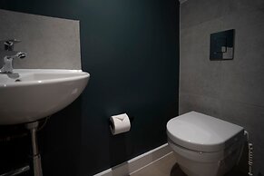 Lignum Suite by Casacity