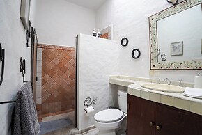 Family Home Pool & Jacuzzi in Cuernavaca