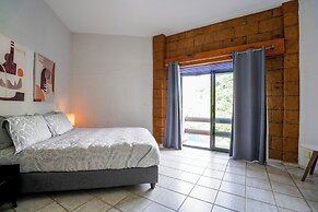 Family Home Pool & Jacuzzi in Cuernavaca