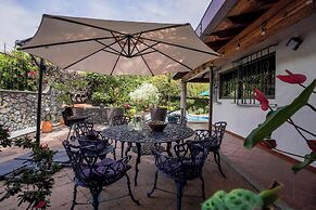 Family Home Pool & Jacuzzi in Cuernavaca