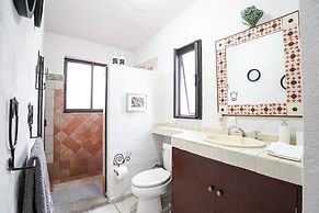 Family Home Pool & Jacuzzi in Cuernavaca