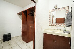 Family Home Pool & Jacuzzi in Cuernavaca