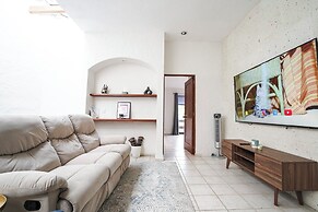 Family Home Pool & Jacuzzi in Cuernavaca