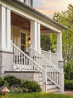 1313 West Luxury Boutique Hotel