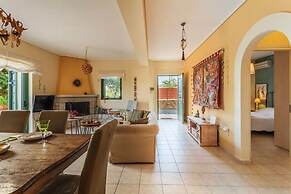 Lavender Garden Retreat - Secluded Seaside Getaway