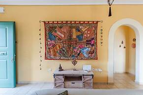 Lavender Garden Retreat - Secluded Seaside Getaway