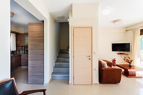 Seaside Getaway - Aelia Villa s Dreamy Paradise