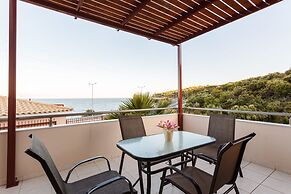 Villa Armonia - Beachfront Majestic Retreat