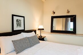 Villa Armonia - Beachfront Majestic Retreat