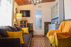 Urban Seaside Oasis - Adriana s Garden Paradise