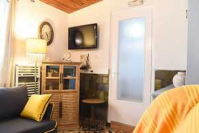 Urban Seaside Oasis - Adriana s Garden Paradise