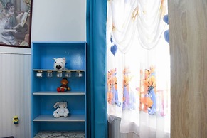 Urban Seaside Oasis - Adriana s Garden Paradise