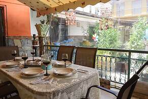 Urban Seaside Oasis - Adriana s Garden Paradise