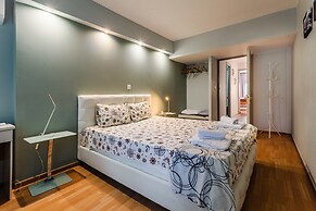 Citysea Fusion Elegant Gem Minutes From the Beach