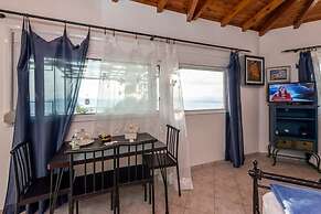 Villa Needa s - Eros Loft With Infinity Pool