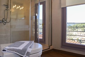 Secluded Mountain Refuge - Theonimfi Paradise Gem