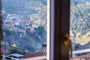 Secluded Mountain Refuge - Theonimfi Paradise Gem