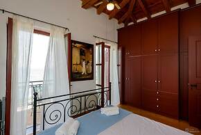 Waveside Sanctuary - Luxurious Seastone Villa