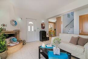 Coastal Paradise Found - Komis Private Pool Gem