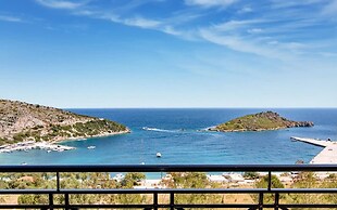 Coastal Paradise Found - Komis Private Pool Gem