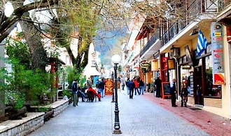 Kalavrita Winter Retreat - Homely Spacious Chalet