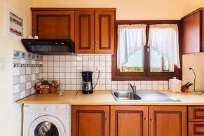 Mani Garden Haven - Private Retreat in Stoupa