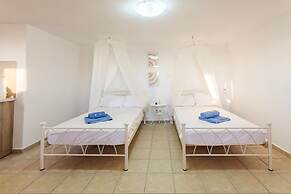 Mani Summer Escape - Spacious Home Fully Equipped