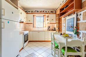 Mani s Garden Paradise - Elia Secluded Retreat