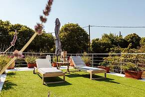 Mani s Garden Paradise - Elia Secluded Retreat