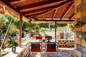 Mani s Garden Paradise - Elia Secluded Retreat