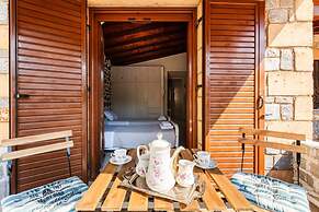 Mani s Garden Paradise - Elia Secluded Retreat