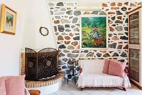 Mani s Garden Paradise - Elia Secluded Retreat