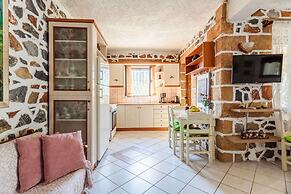 Mani s Garden Paradise - Elia Secluded Retreat