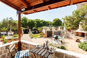 Mani s Garden Paradise - Elia Secluded Retreat