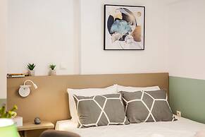 Kalamata Lime Studio - Urban Cozy Nest