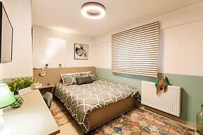 Kalamata Lime Studio - Urban Cozy Nest