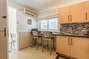 Kalamata Lime Studio - Urban Cozy Nest