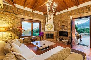 Mani s Aura Seaside-spacious Summer Retreat