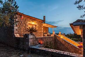 Mani s Aura Seaside-spacious Summer Retreat